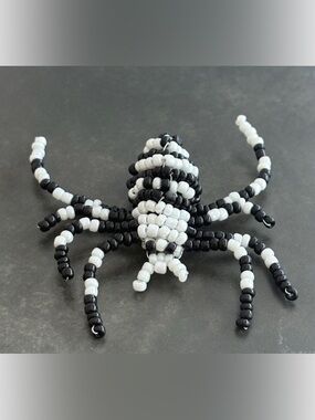 Handmade Black & White Beaded Spider Magnet